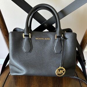 Michael Kors Purse Black Zip Cross Body Small Bag